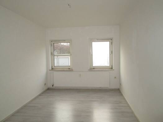 Wohnung zur Miete 287 € 3 Zimmer 48,6 m² EG Schleusenweg 9 Lebenstedt Nord 38226