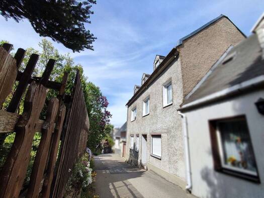 Reihenmittelhaus zum Kauf 55.000 € 7 Zimmer 110 m² 130 m² Grundstück Buchholz Annaberg-Buchholz 09456