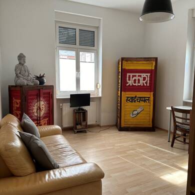 WG-Zimmer zur Miete 570 € 20 m² EG frei ab 15.08.2025 Königsteiner Straße 48 Höchst Frankfurt am Main 65929