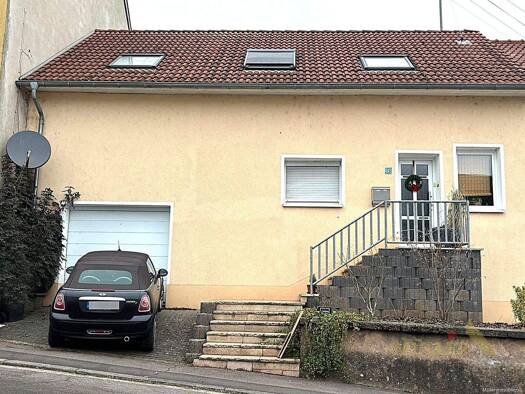 Reihenmittelhaus zum Kauf 169.000 € 6 Zimmer 88,4 m² 110 m² Grundstück Schmelz Schmelz / Außen 66839