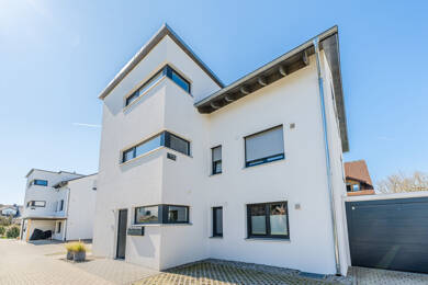 Wohnung zum Kauf 585.000 € 4,5 Zimmer 121,5 m² 1. Geschoss Steißlingen 78256