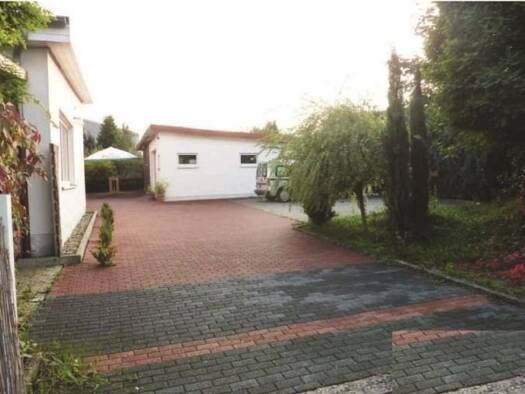 Mehrfamilienhaus zum Kauf 599.000 € 12 Zimmer 410 m² 1.000 m² Grundstück Ihringshausen Fuldatal 34233