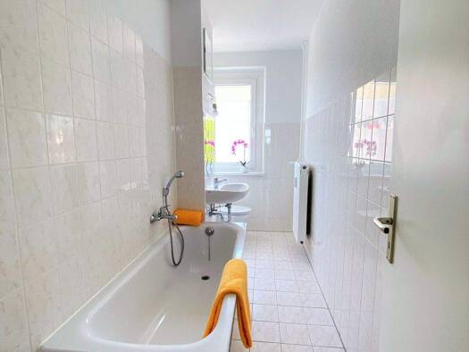 WG-Zimmer zur Miete 400 € 3 Zimmer 58,6 m² 3. Geschoss Martin-Agricola-Straße 1 Stadtfeld Ost Magdeburg 39108