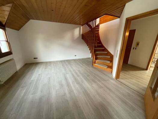 Maisonette zur Miete 1.000 € 3 Zimmer 70 m² Geschoss 3/3 frei ab sofort Stadtmitte Offenburg 77652