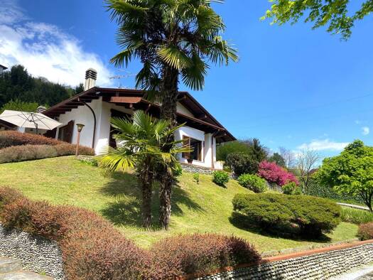 Einfamilienhaus zum Kauf 598.000 € 4 Zimmer 106 m² 3.300 m² Grundstück frei ab sofort Arona Dagnente