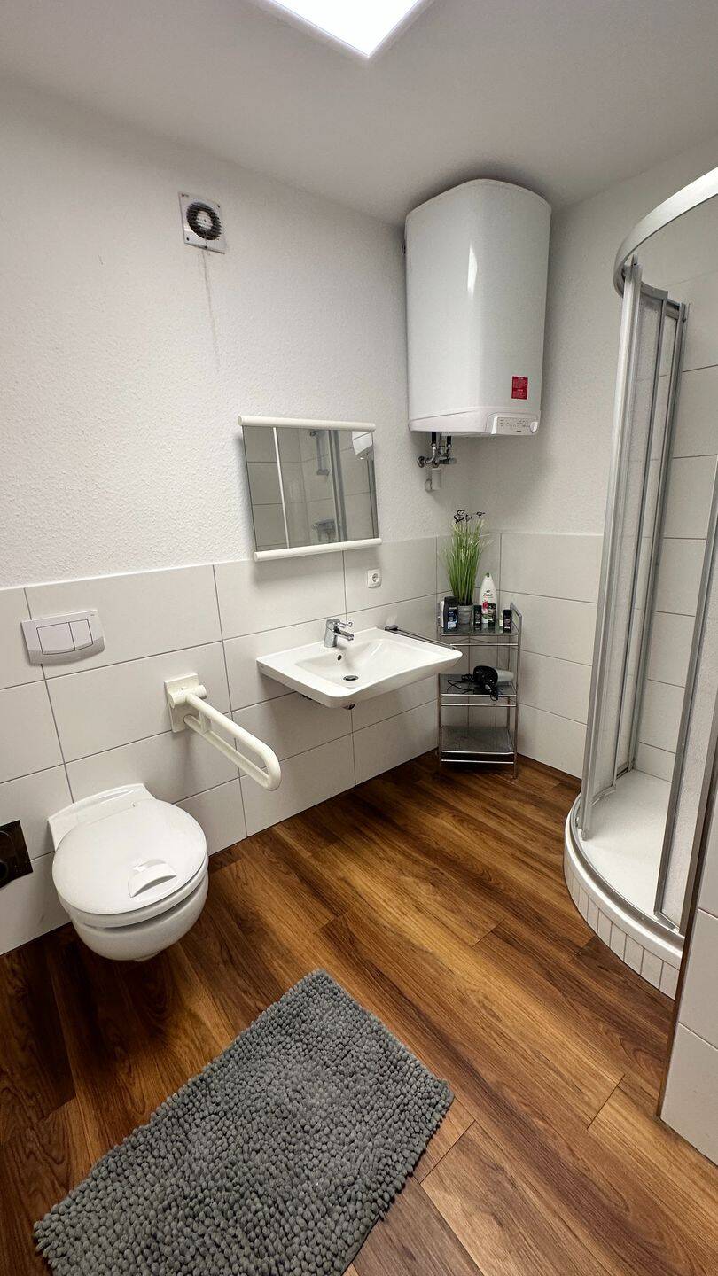 Property thumbnail 7