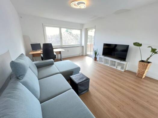 Wohnung zur Miete 950 € 2 Zimmer 56 m² Geschoss 4/5 frei ab sofort Heilbronn Heilbronn 74076