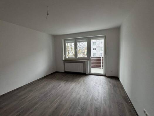 Wohnung zur Miete 687 € 3 Zimmer 62,5 m² frei ab sofort Burghausen 84489