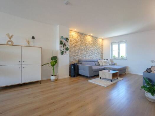 Wohnung zum Kauf 370.000 € 4 Zimmer 112,2 m² 3. Geschoss Burgthann Burgthann 90559