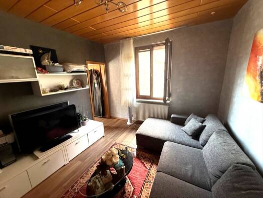 Wohnung zur Miete 590 € 2 Zimmer 43 m² 2. Geschoss frei ab 01.09.2026 Obertürkheim Obertürkheim 70329