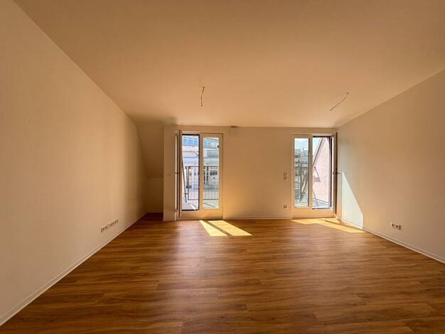 Wohnung zur Miete - Erstbezug 1.100 € 3 Zimmer 74,7 m² 5. Geschoss frei ab sofort Lübecker Straße 6 Löbtau-Nord Dresden 01159