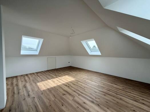 Wohnung zur Miete 1.090 € 3 Zimmer 83 m² Aschendorf Papenburg 26871