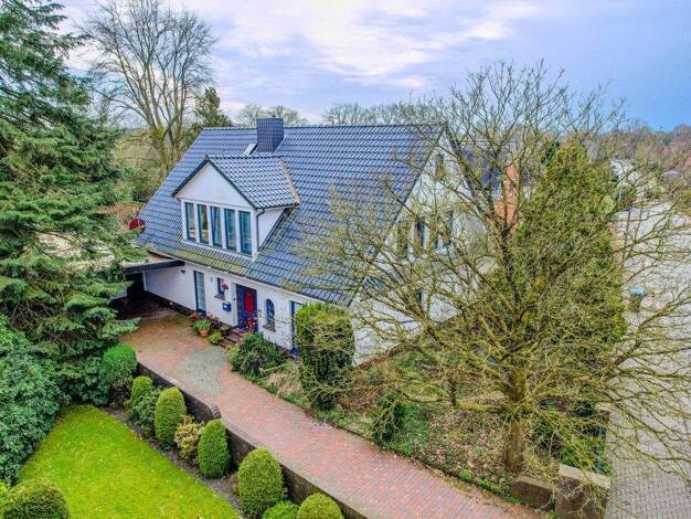 Einfamilienhaus zum Kauf 449.000 € 9 Zimmer 216 m² 801 m² Grundstück Loga Leer (Ostfriesland) / Loga 26789