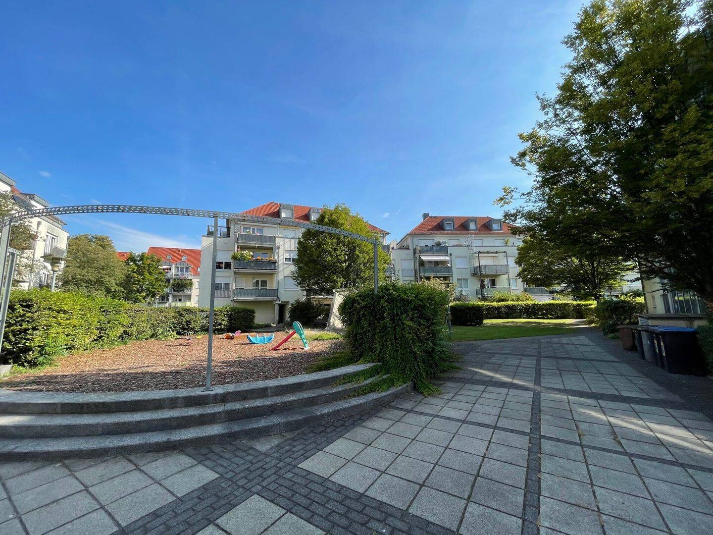 Property thumbnail 4