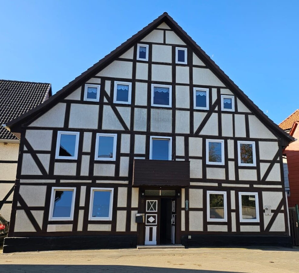 Einfamilienhaus zum Kauf provisionsfrei 149.900 € 6 Zimmer 215 m²<br/>Wohnfläche 245 m²<br/>Grundstück ab sofort<br/>Verfügbarkeit Hemmendorf Salzhemmendorf 31020