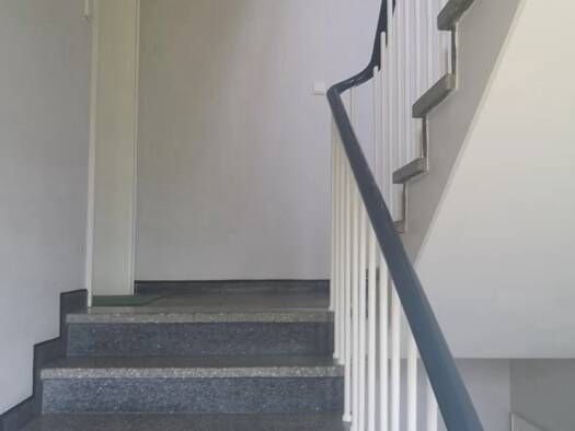 Maisonette zur Miete 500 € 1 Zimmer 12 m² Geschoss 3/5 frei ab sofort Düsseltal Düsseldorf 40239