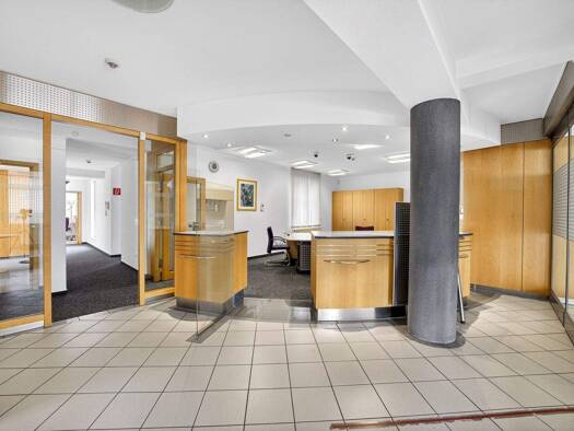 Bürofläche zur Miete 1.750 € 5 Zimmer 161,2 m² Bürofläche Hilbringen Merzig 66663
