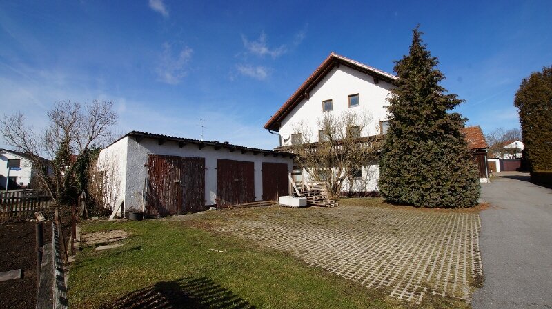 Bauernhaus zum Kauf 180.000 € 10 Zimmer 203 m²<br/>Wohnfläche 1.000 m²<br/>Grundstück Zinzenzell Wiesenfelden 94344