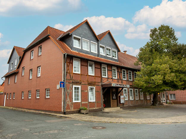 Haus zum Kauf 469.000 € 8 Zimmer 182 m² 1.309 m² Grundstück Groß Lafferde 31246