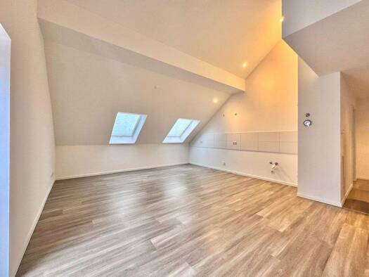 Wohnung zur Miete 666 € 3 Zimmer 74 m² 4. Geschoss Brühl 57 Zentrum Chemnitz 09111