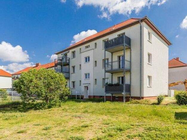 Wohnung zur Miete 462 € 3 Zimmer 67 m² frei ab 28.02.2026 Eggersdorfer Str. 44 Fermersleben Magdeburg 39122