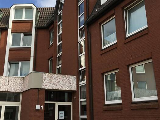 Wohnung zur Miete 565 € 2 Zimmer 74 m² 3. Geschoss Laaker Weg 1 Innenstadt Hameln 31785