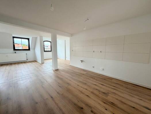 Wohnung zur Miete 340 € 2 Zimmer 58 m² frei ab sofort Große Kalandstraße 47 Weißenfels Weißenfels 06667