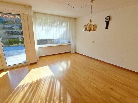 Reihenmittelhaus zum Kauf 199.000 € 4,5 Zimmer 84 m² 225 m² Grundstück Geislingen Geislingen an der Steige 73312