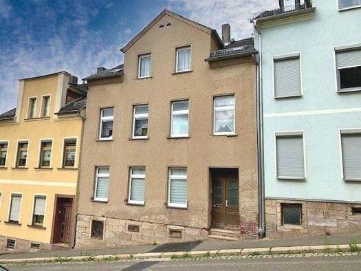 Reihenmittelhaus zum Kauf 125.000 € 6 Zimmer 161,4 m² 260 m² Grundstück frei ab sofort Reichenbach Reichenbach 08468