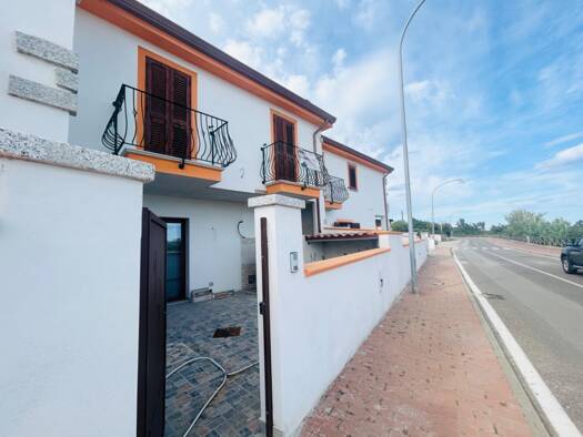 Reihenmittelhaus zum Kauf 185.000 € 4 Zimmer 74 m² 20 m² Grundstück Pasada/Posada