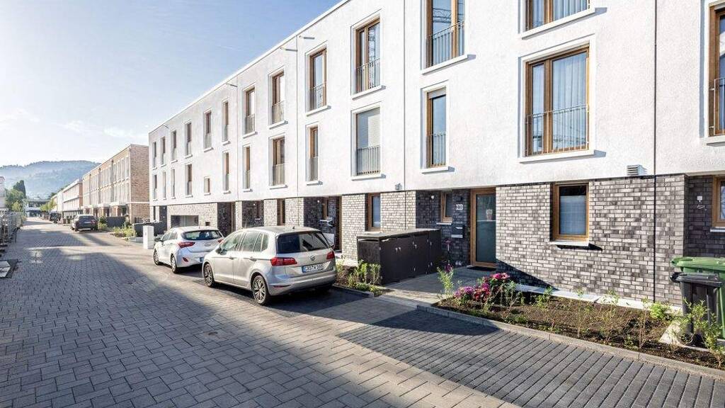 Maisonette zum Kauf - Erstbezug provisionsfrei 649.000 € 4 Zimmer 140,8 m² 1. Geschoss frei ab sofort Hannah-Ahrendt-Straße 2/5 Ritschweier Weinheim 69469