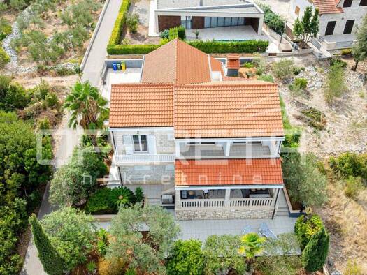 Einfamilienhaus zum Kauf 1.450.000 € 6 Zimmer 305 m² 650 m² Grundstück Korčula 20260