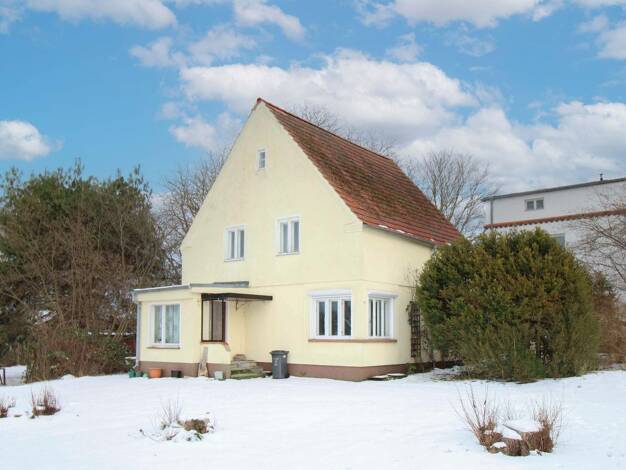 Einfamilienhaus zum Kauf 180.000 € 4 Zimmer 112,2 m² 2.830,2 m² Grundstück Garz Garz/Rügen 18574
