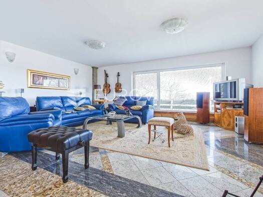 Einfamilienhaus zur Miete 2.000 € 4 Zimmer 450 m² Giznik Samobor 10430
