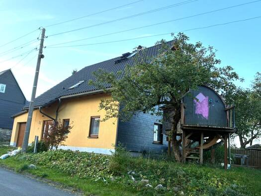Einfamilienhaus zum Kauf 240.000 € 5 Zimmer 120 m² 589 m² Grundstück frei ab sofort Cursdorf 98744