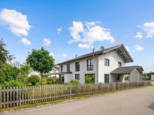 Doppelhaushälfte zum Kauf 995.000 € 5 Zimmer 135 m² 336 m² Grundstück Iffeldorf Iffeldorf 82393