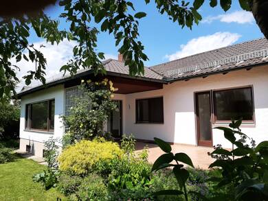 Haus zur Miete 1.600 € 6 Zimmer 160 m² 575 m² Grundstück Hechtweg 2 Altdorf Altdorf 84032