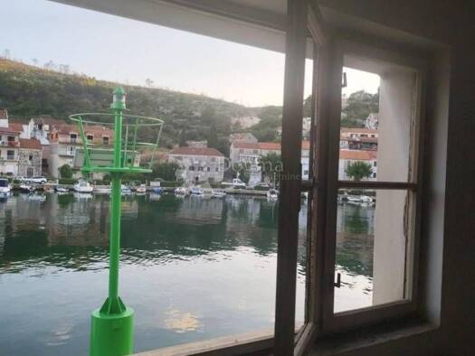 Mehrfamilienhaus zum Kauf 250.000 € 8 Zimmer 130 m² Zaton, Šibenik - Okolica Šibenik 22000