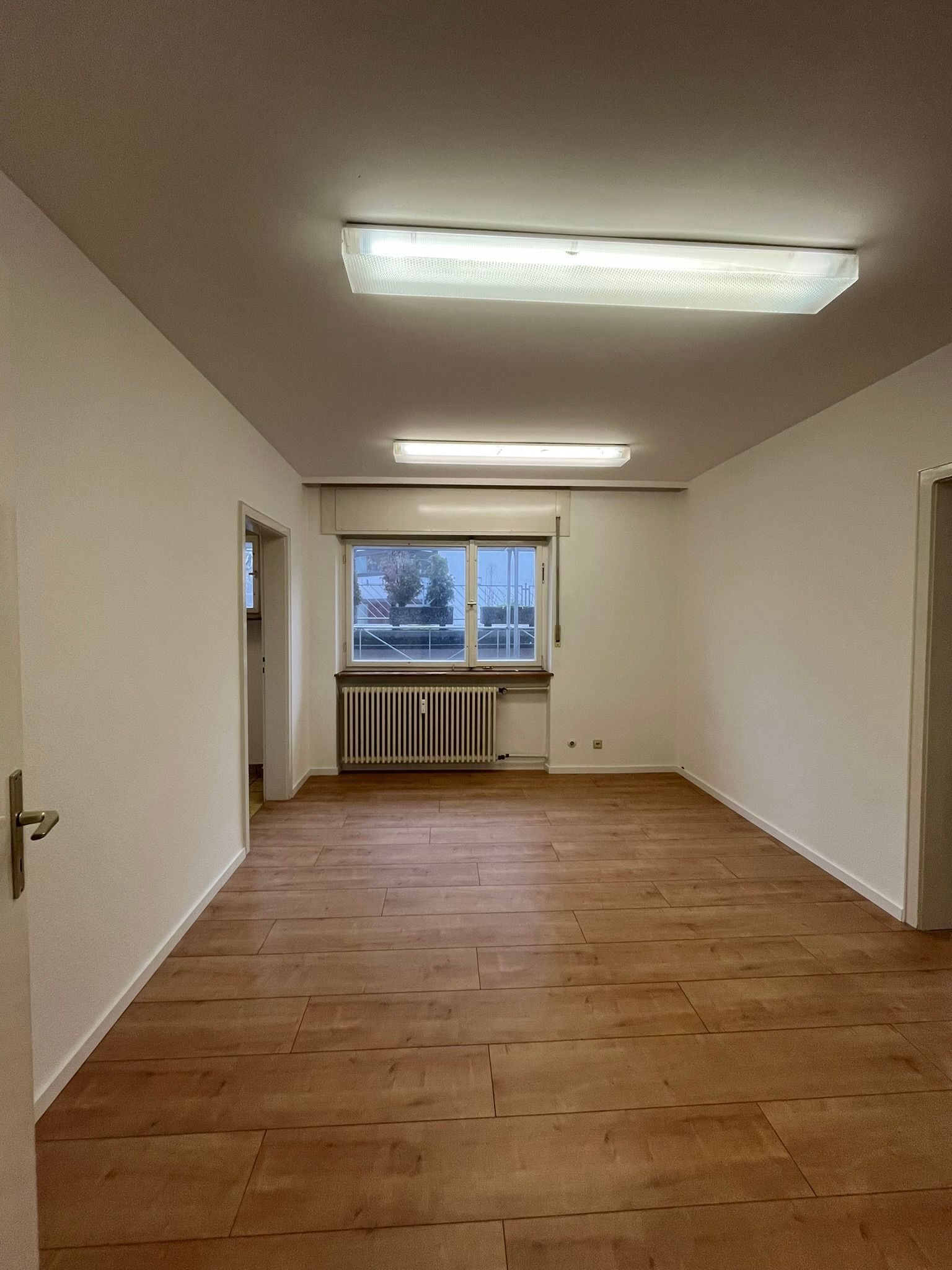 Bürogebäude zur Miete 450 € 45,1 m²<br/>Bürofläche Ekkehard - Realschule 3 Singen (Hohentwiel) 78224