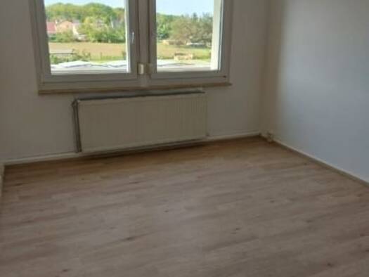 Wohnung zur Miete 448 € 3 Zimmer 56,7 m² 2 Geschosse frei ab sofort Tettau 01945