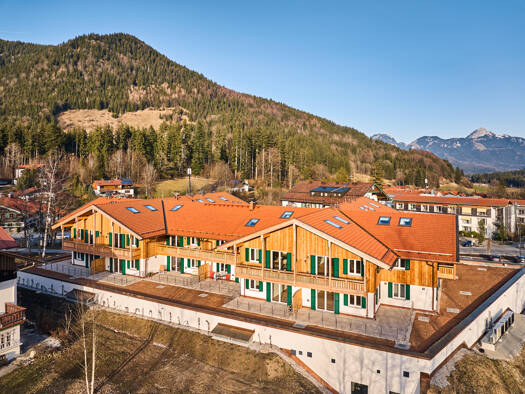 Wohnung zum Kauf - Erstbezug 890.000 € 4 Zimmer 89 m² 2. Geschoss Neuhaus Schliersee 83727