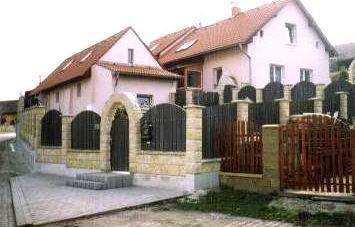 Villa zum Kauf 535.000 € 20 Zimmer 1 m²<br/>Wohnfläche 950 m²<br/>Grundstück Podoli u Mnihova Hradiste 29501