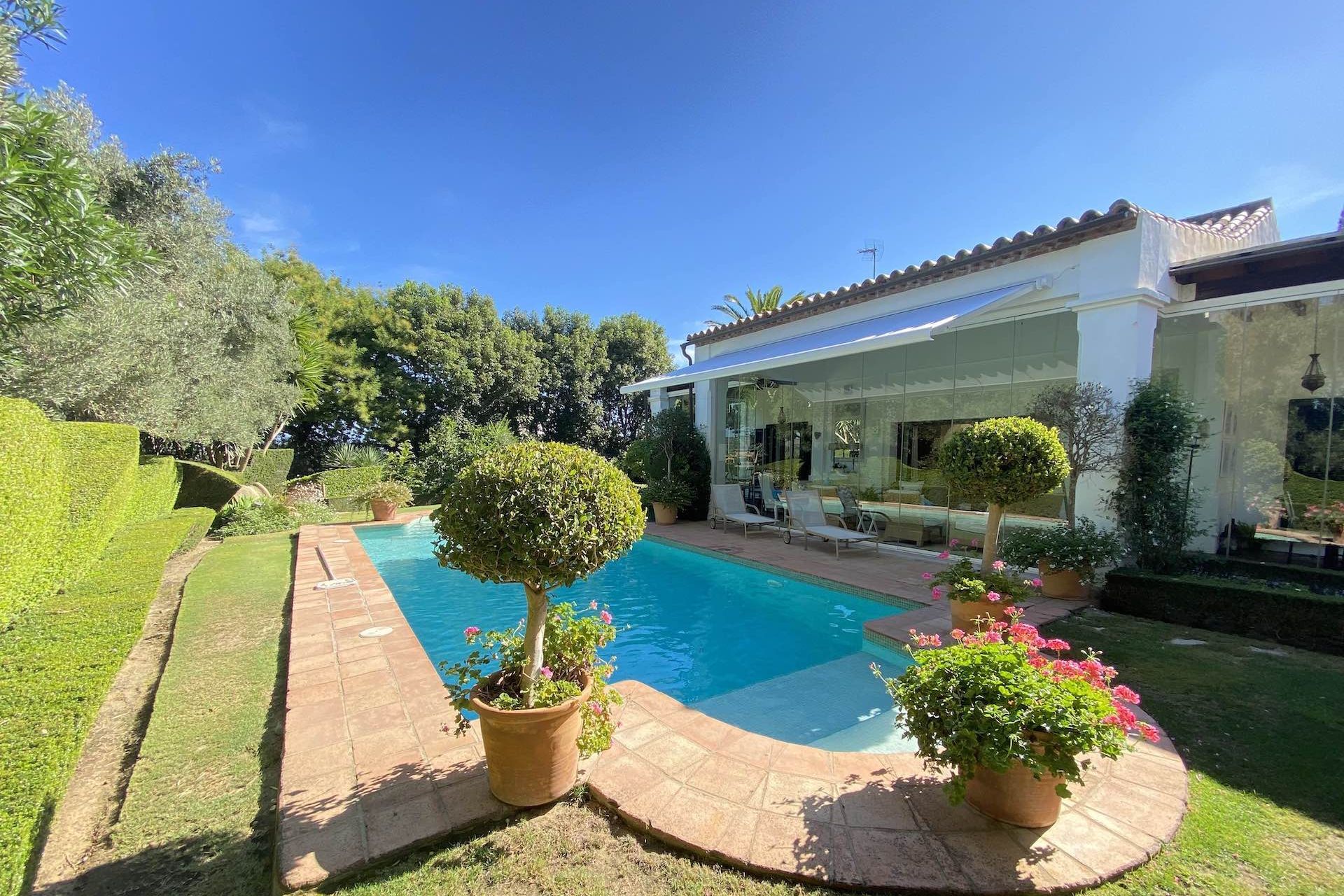 Villa zum Kauf 1.300.000 € 5 Zimmer 380 m²<br/>Wohnfläche 1.430 m²<br/>Grundstück Sotogrande 11310