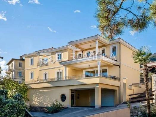 Haus zum Kauf 2.500.000 € 11 Zimmer 650 m² Lovran Lovran