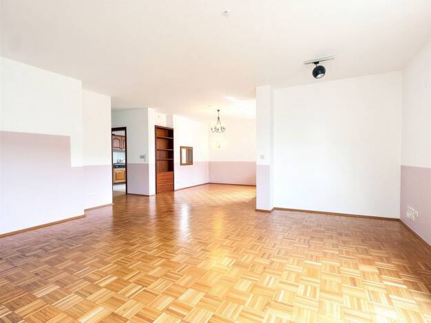 Einfamilienhaus zur Miete 1.800 € 3,5 Zimmer 120 m² 580 m² Grundstück Gronau Bad Vilbel 61118