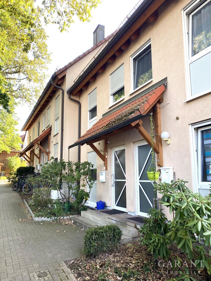 Reihenmittelhaus zum Kauf 329.750 € 5 Zimmer 123 m²<br/>Wohnfläche 206 m²<br/>Grundstück Altenplos Heinersreuth 95500