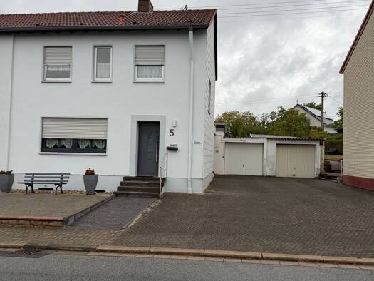 Einfamilienhaus zum Kauf 225.000 € 6 Zimmer 150 m² 500 m² Grundstück frei ab sofort Oberbexbach Bexbach 66450