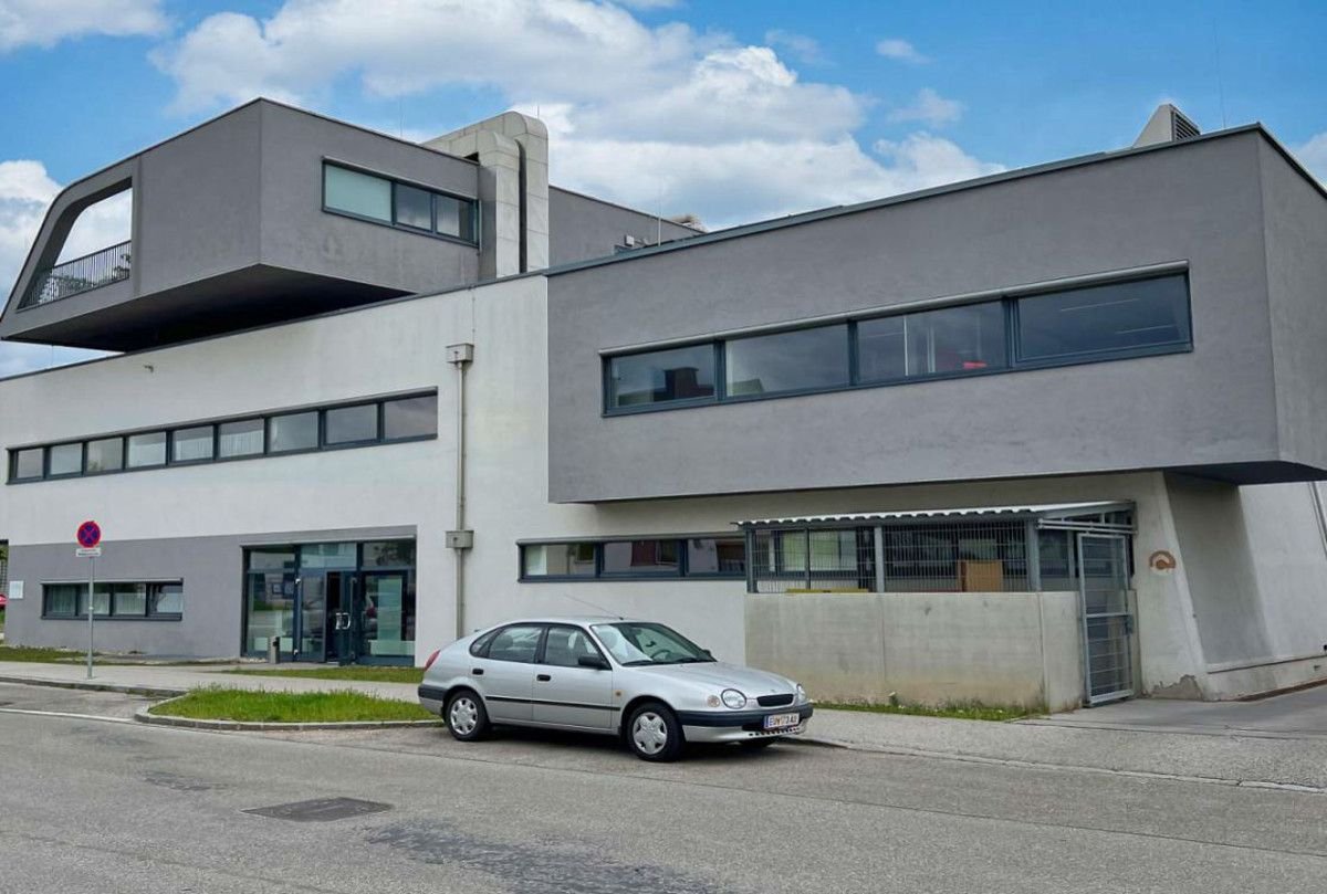 Bürofläche zur Miete 9,57 € 180 m²<br/>Bürofläche Wiener Neustadt 2700