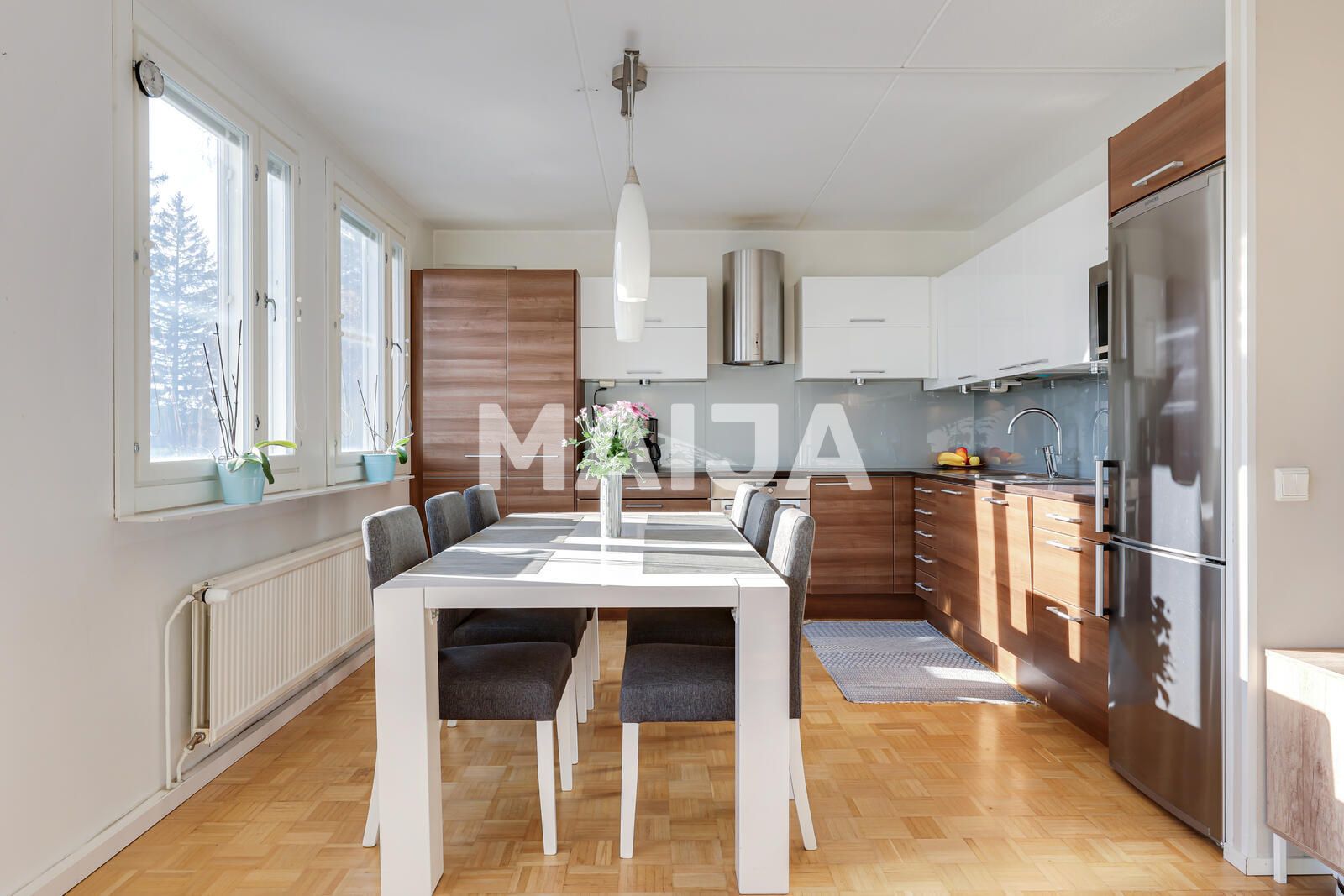 Studio zum Kauf 174.000 € 3 Zimmer 75 m²<br/>Wohnfläche 3.<br/>Geschoss Jaakkimantie 24 Espoo 02140