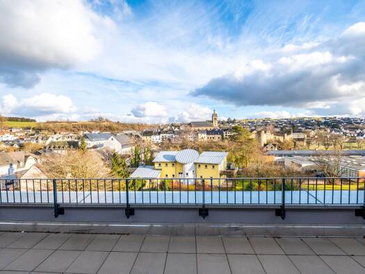 Penthouse zur Miete - Erstbezug 1.080 € 3 Zimmer 101 m² Hillesheim 54576